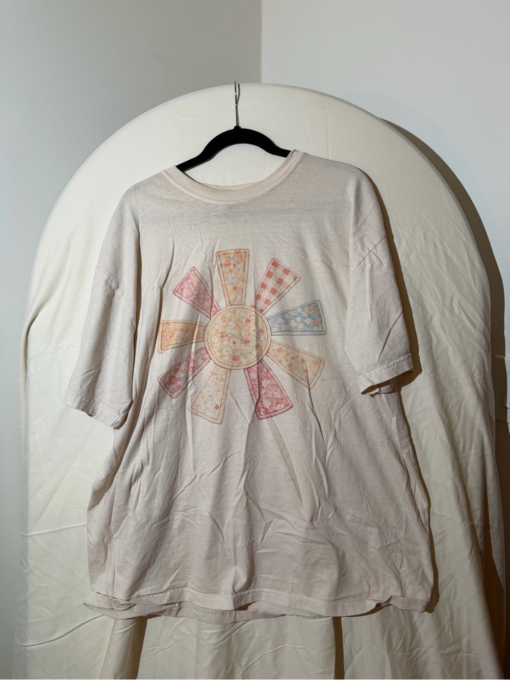 Relaxed Cream Floral Sunburst Graphic Tee - Women
